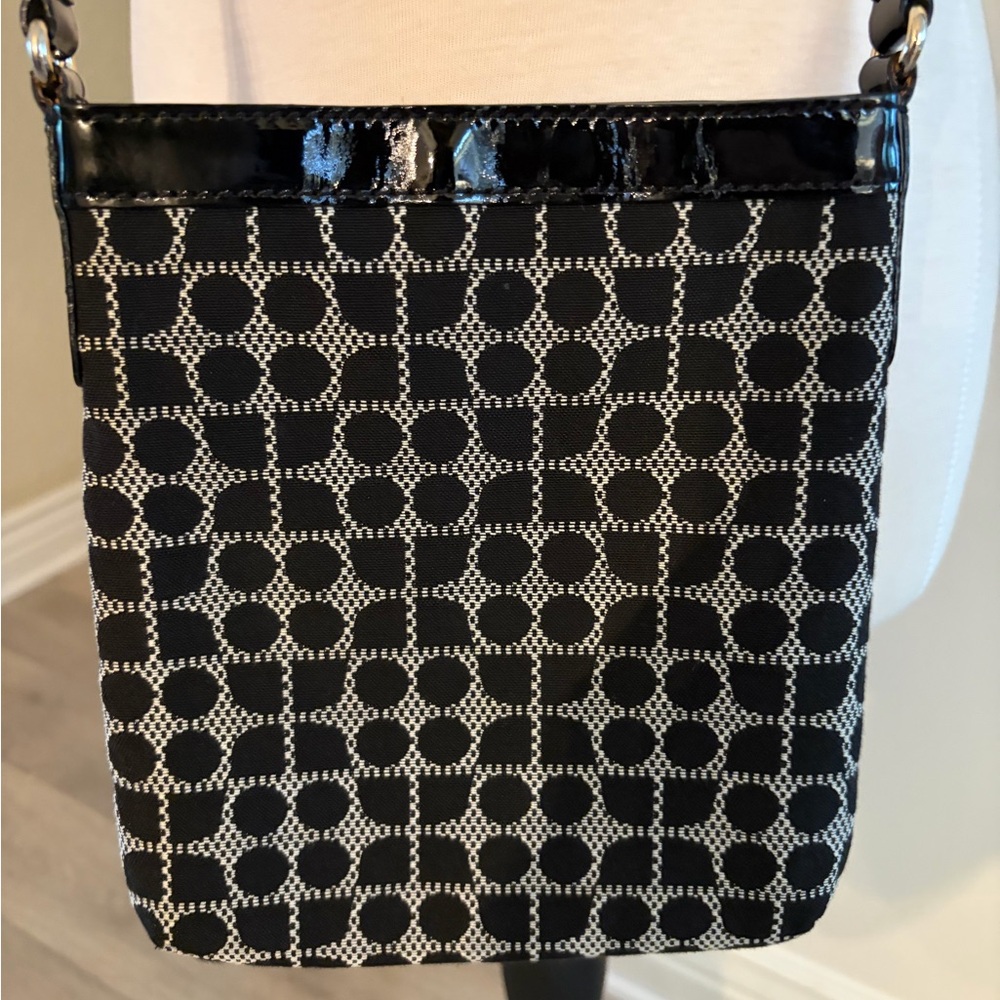 Kate Spade Black and Cream Crossbody Bag EUC - Picture 3 of 5